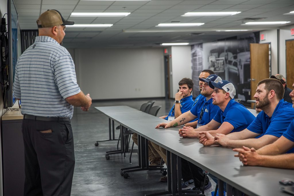 Tri-State Truck Center facility photo 38